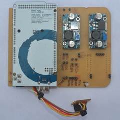 Circuito eletrônico em superfície de madeira

Descrição gerada automaticamente com confiança baixa