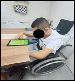 Menino sentado em frente a computador

O conteúdo gerado por IA pode estar incorreto.